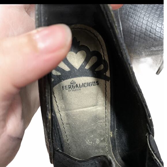 Fergalicious Heels Womens 6 Black Errand Ruffled Open Toe Shoes Vintage Y2K - Picture 3 of 7